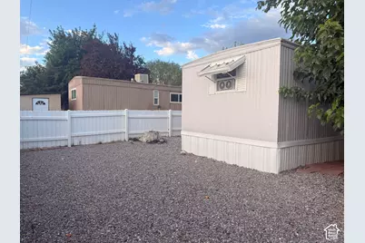 597 N State St E #31, Orem, UT 84057 - Photo 21