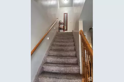 876 E Quinn Ct S, Ogden, UT 84404 - Photo 5
