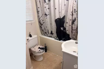 876 E Quinn Ct S, Ogden, UT 84404 - Photo 7