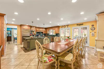 8415 S Red River Rd, Sandy, UT 84093 - Photo 23