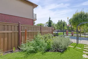 8415 S Red River Rd, Sandy, UT 84093 - Photo 85