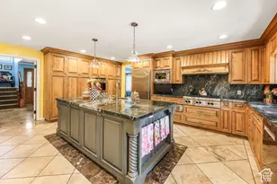 8415 S Red River Rd, Sandy, UT 84093 - Photo 15
