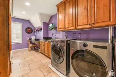 8415 S Red River Rd, Sandy, UT 84093 - Photo 45