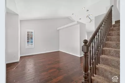 943 Meadowlark Ln, West Bountiful, UT 84087 - Photo 17