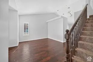943 Meadowlark Ln, West Bountiful, UT 84087 - Photo 17