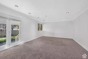 943 Meadowlark Ln, West Bountiful, UT 84087 - Photo 5