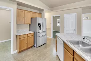 492 W Indian Camp Rd, Ogden, UT 84404 - Photo 9