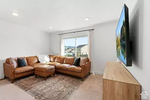 698 E 600 S, Hyrum, UT 84319 - Photo 17