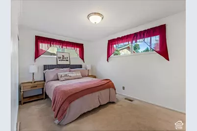 2058 E Rolling Knolls Way S, Cottonwood Heights, UT 84121 - Photo 11