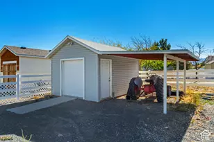 1097 Legrand Dr, Grantsville, UT 84029 - Photo 7