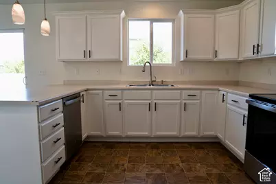 794 W 2000 N, West Bountiful, UT 84087 - Photo 7