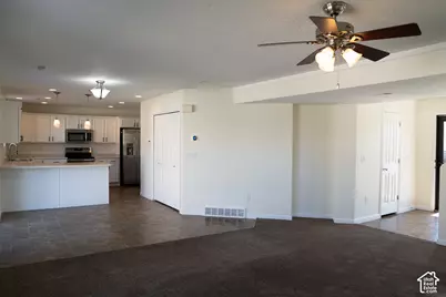 794 W 2000 N, West Bountiful, UT 84087 - Photo 5