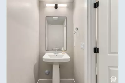 1081 W 880 S #28, Woods Cross, UT 84087 - Photo 11