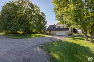 140 W 9100 S, Paradise, UT 84328 - Photo 3