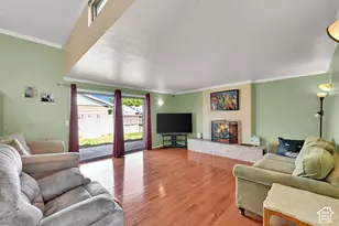 1841 E 7105 S, Cottonwood Heights, UT 84121 - Photo 5