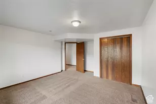 1373 Pheasant Ridge Cir, Bountiful, UT 84010 - Photo 41