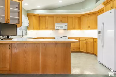 171 W Country Springs Dr N, Bountiful, UT 84010 - Photo 11