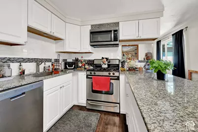 1558 N 400 W, Sunset, UT 84015 - Photo 13