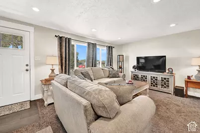 1558 N 400 W, Sunset, UT 84015 - Photo 7