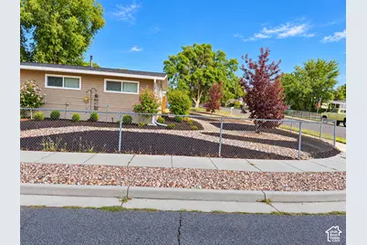 1558 N 400 W, Sunset, UT 84015 - Photo 5