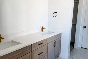 640 S 50 E, Hyde Park, UT 84318 - Photo 13