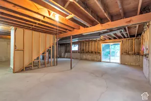 10318 S 2375 E, Sandy, UT 84092 - Photo 29