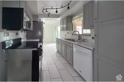 569 N Cottonwood Rd, Price, UT 84501 - Photo 3