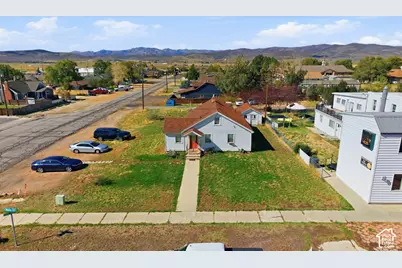 96 S Main St, Kamas, UT 84036 - Photo 3