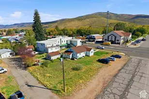96 S Main St, Kamas, UT 84036 - Photo 9
