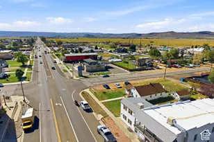 96 S Main St, Kamas, UT 84036 - Photo 5
