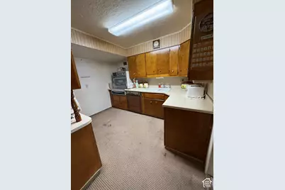 220 Glen Pl, Layton, UT 84041 - Photo 37