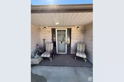 220 Glen Pl, Layton, UT 84041 - Photo 33