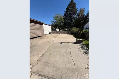 220 Glen Pl, Layton, UT 84041 - Photo 19