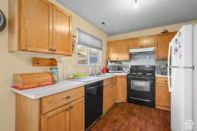 399 Downs Dr, Ogden, UT 84404 - Photo 9