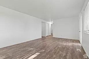 6072 S 2550 W, Roy, UT 84067 - Photo 9