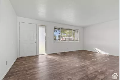 6072 S 2550 W, Roy, UT 84067 - Photo 7