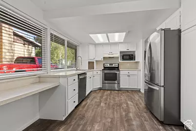 6072 S 2550 W, Roy, UT 84067 - Photo 15