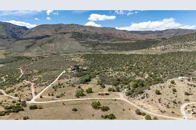 489 N 550 W, New Harmony, UT 84757 - Photo 5