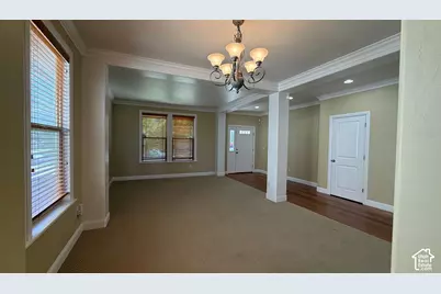 10234 S Eagle Cliff Way E, Sandy, UT 84092 - Photo 3