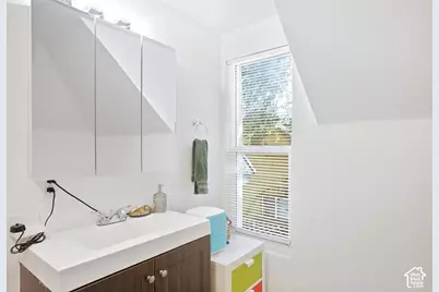 625 N 900 W, Salt Lake City, UT 84116 - Photo 21