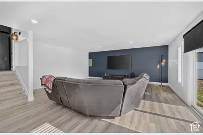635 N Canfield Dr E, Ogden, UT 84404 - Photo 3
