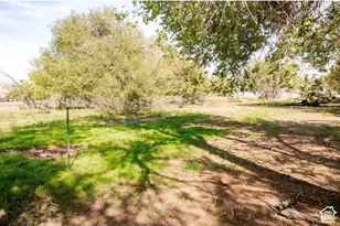 1445 E 2500 S, Naples, UT 84078 - Photo 9