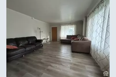 481 E Center St, Logan, UT 84321 - Photo 7