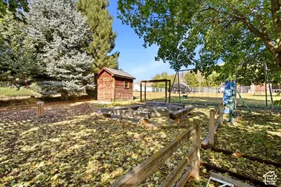 1879 E Gentile St, Layton, UT 84040 - Photo 37