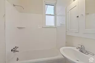 268 N 300 W, Provo, UT 84601 - Photo 11