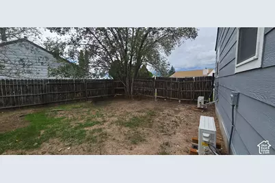 172 Grassy Dr, East Carbon, UT 84520 - Photo 25