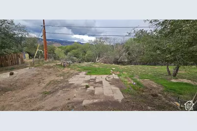 172 Grassy Dr, East Carbon, UT 84520 - Photo 23
