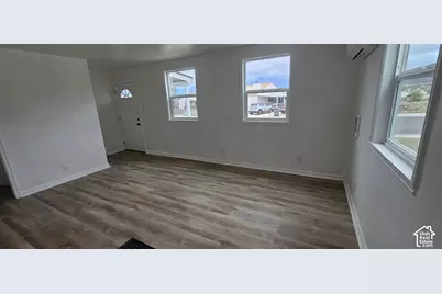 172 Grassy Dr, East Carbon, UT 84520 - Photo 5