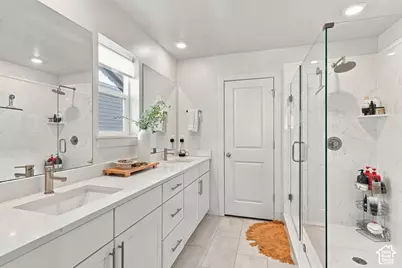 1338 E Talbot Dr, Kaysville, UT 84037 - Photo 17