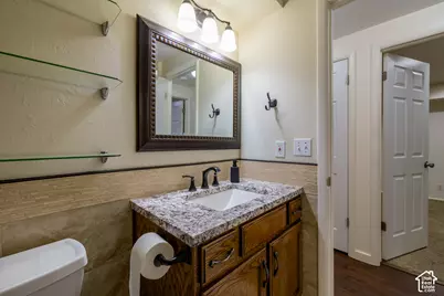 455 E 5600 S #D, Murray, UT 84107 - Photo 17